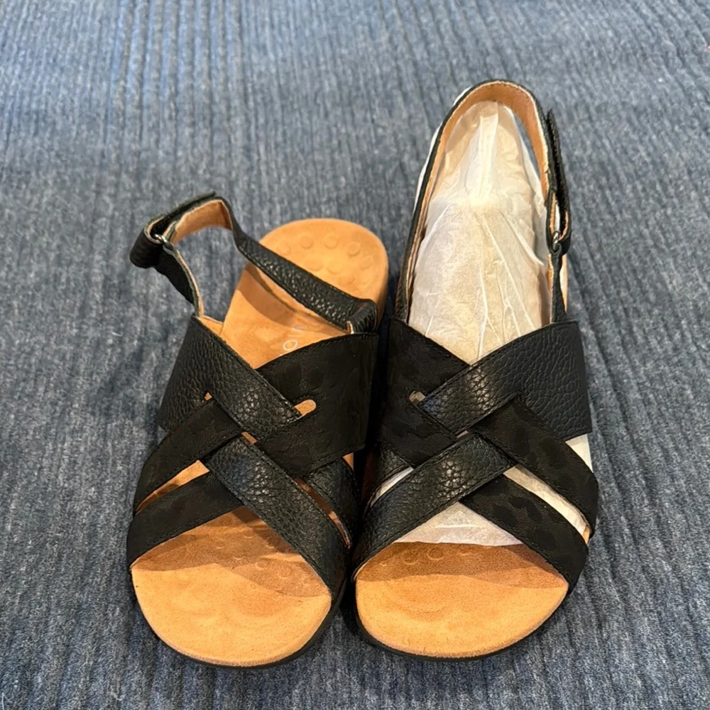 Vionic Eira Black Sandals with Cross Straps - Picture 3 of 4